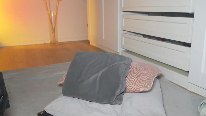 HotBella- live cam screenshot female from Germany on VideoChat.work — Live Cam Directory — screenshot #2